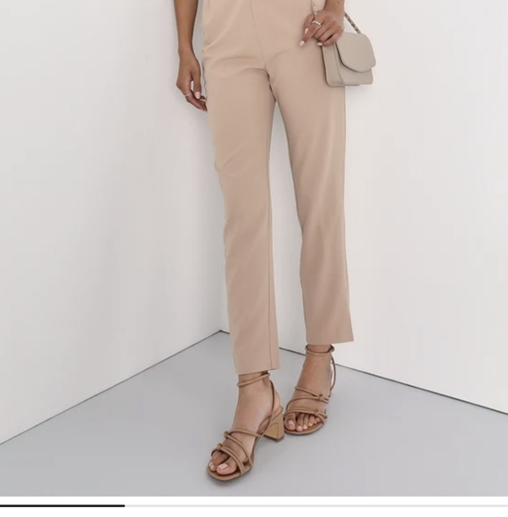 Lulu's Tan Cropped Pants 28in Long 15in Waist New Condition Lightweight - Picture 1 of 15